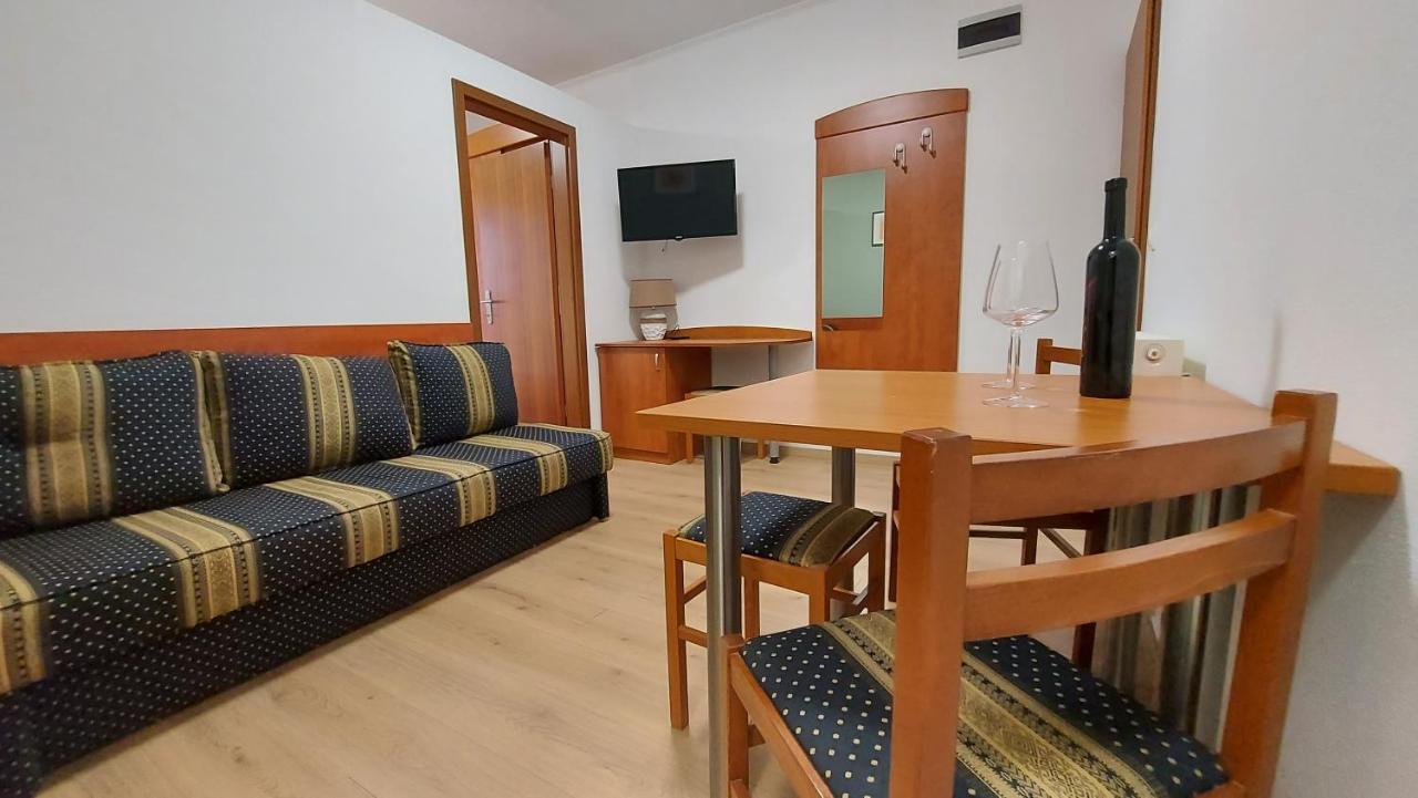 Villa Rossa Tučepi Eksteriør billede