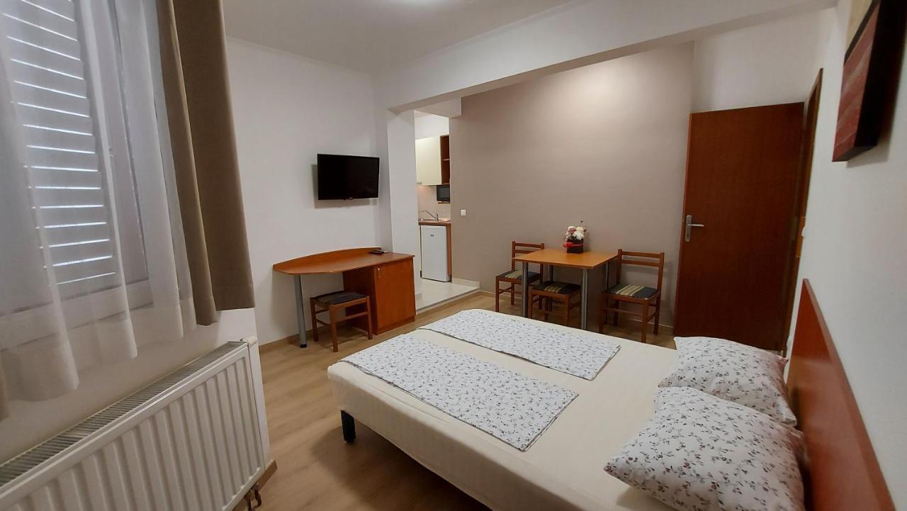 Villa Rossa Tučepi Eksteriør billede